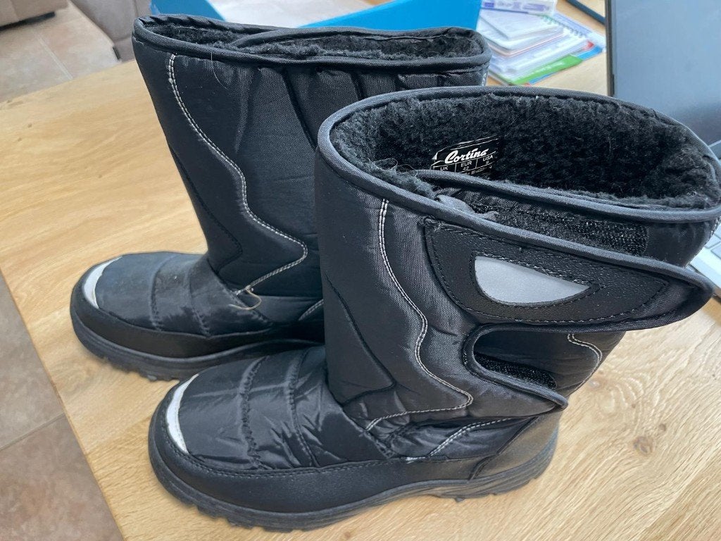 snowboots maat 42 Cortina, Zwart, Snowboots, Ophalen of Verzenden, Zo goed als nieuw