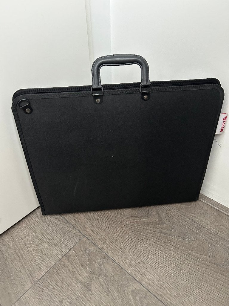 Stevige tekenkoffer / portfoliomap – ca. 52  40 cm – zwart, Antiek en Kunst, Ophalen of Verzenden, Overige typen, Zwart, Kunststof