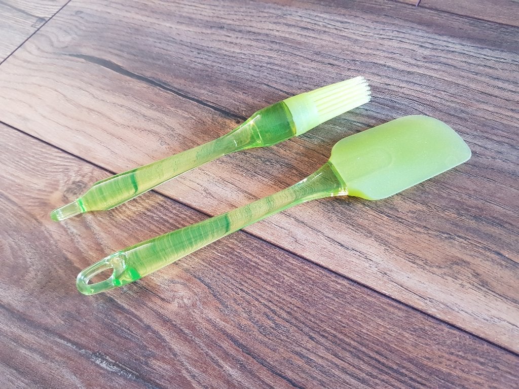 Limegroene siliconen bakset, pannenlikker (spatel), bakkwast, Caravans en Kamperen, Ophalen of Verzenden, Zo goed als nieuw