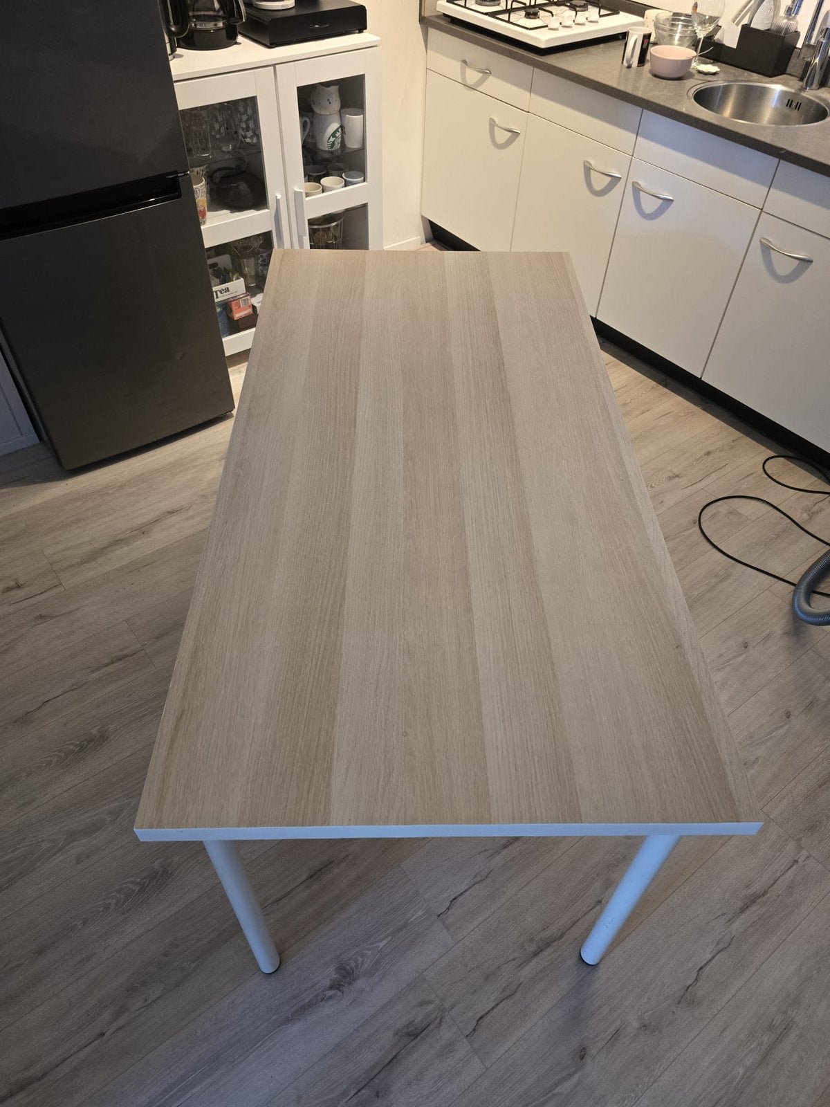 Ikea bureau / tafel, Ophalen, 150 cm, Hout, Bruin