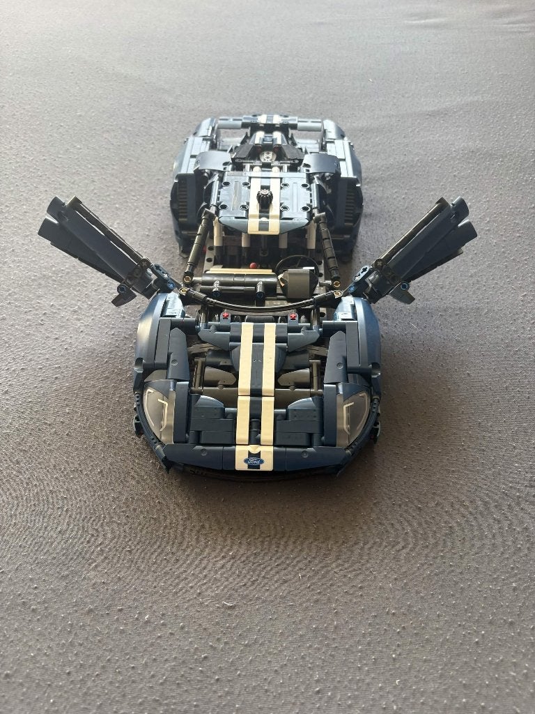 LEGO Technic 42154 Ford GT, Lego, Compleet, Ophalen of Verzenden, Zo goed als nieuw