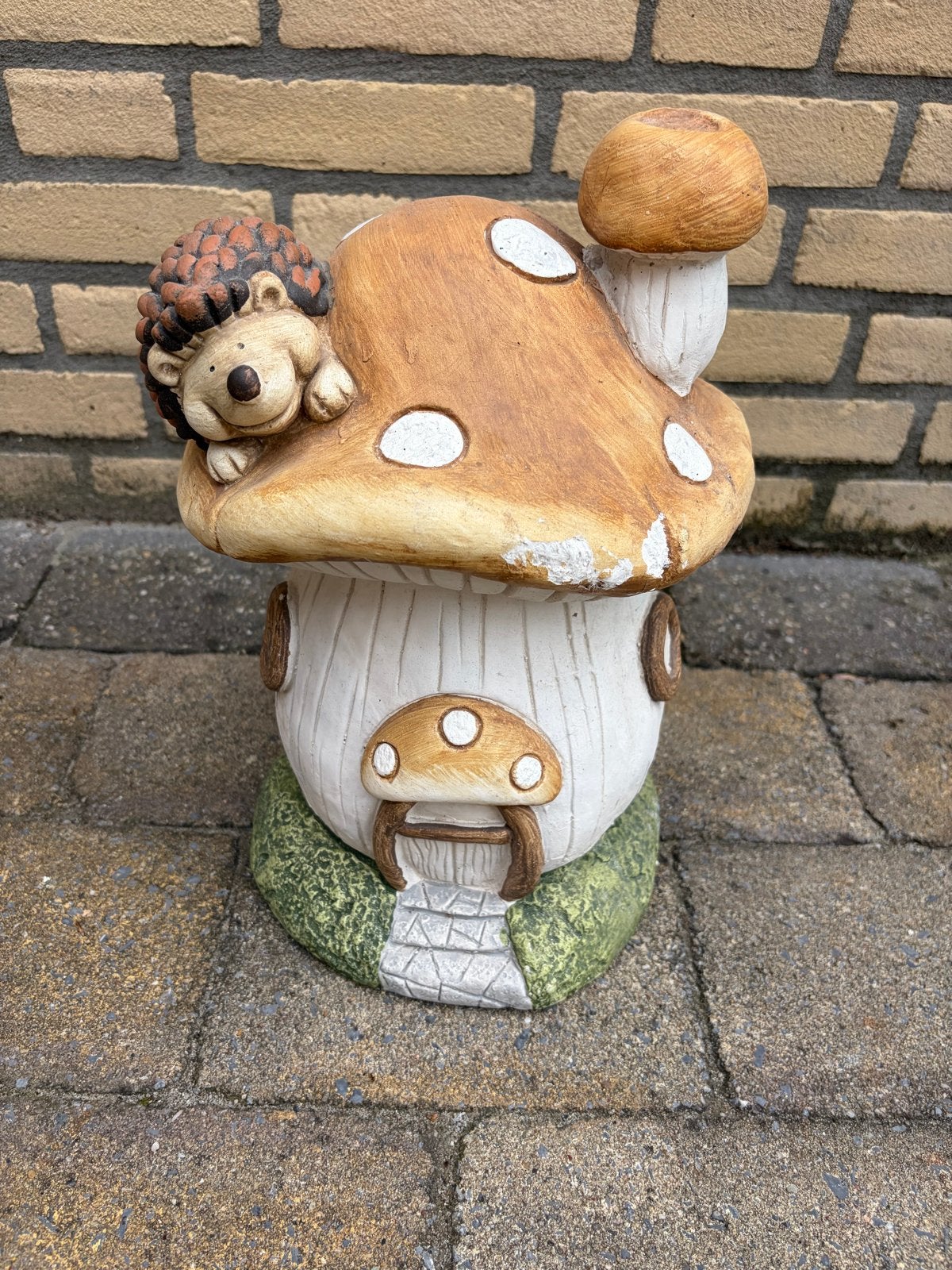 Paddenstoel met Egel Tuinbeeld - Decoratie, Tuin en Terras, Tuinbeelden, Ophalen, Gebruikt, Overige materialen, Dierenbeeld
