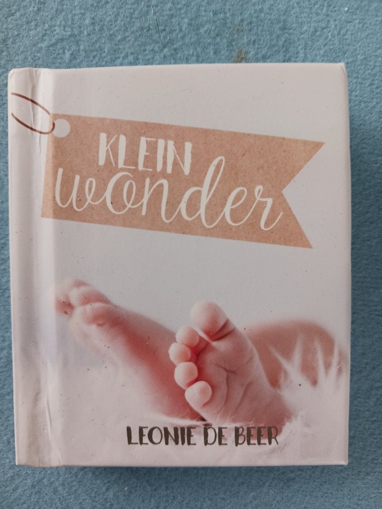 Klein wonder, Ophalen of Verzenden, Gelezen