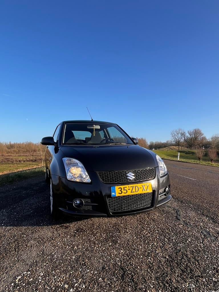 Suzuki Swift 1.6 3D Sport 2008 Zwart, Auto's, Voorwielaandrijving, 1005 kg, 125 pk, 40 €/maand