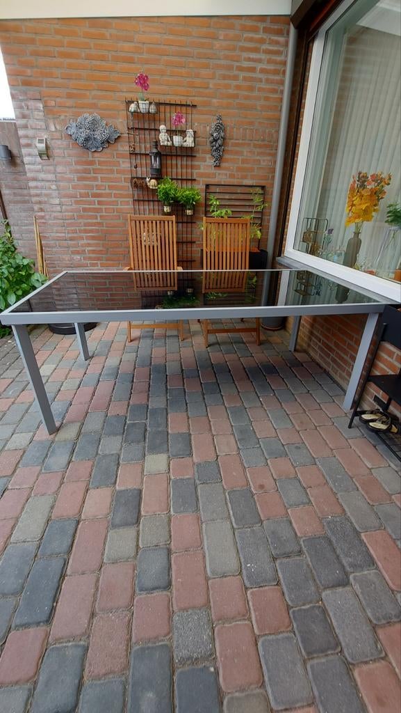 Tuintafel met glazen blad, Ophalen, Zo goed als nieuw, Rechthoekig, Aluminium