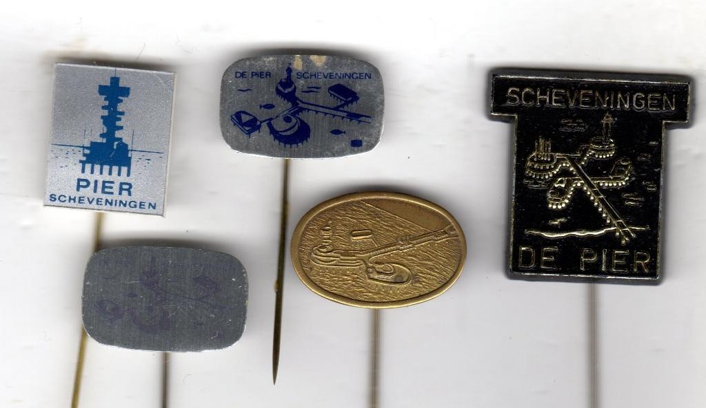 5 speldjes PIER SCHEVENINGEN (A4), Verzamelen, Speldjes, Pins en Buttons, Ophalen of Verzenden, Gebruikt, Overige onderwerpen