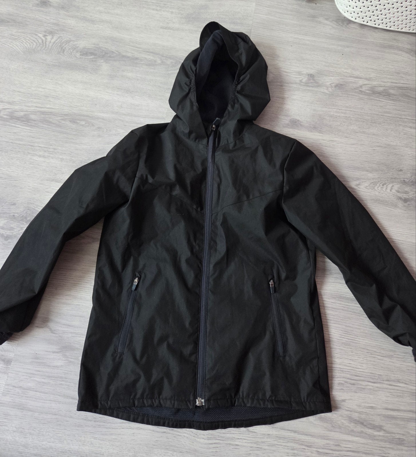 Zwart decathlon sport jack 113-122, Kinderen en Baby's, Kinderkleding | Maat 110, Gebruikt, Jongen of Meisje, Decathlon, Ophalen of Verzenden
