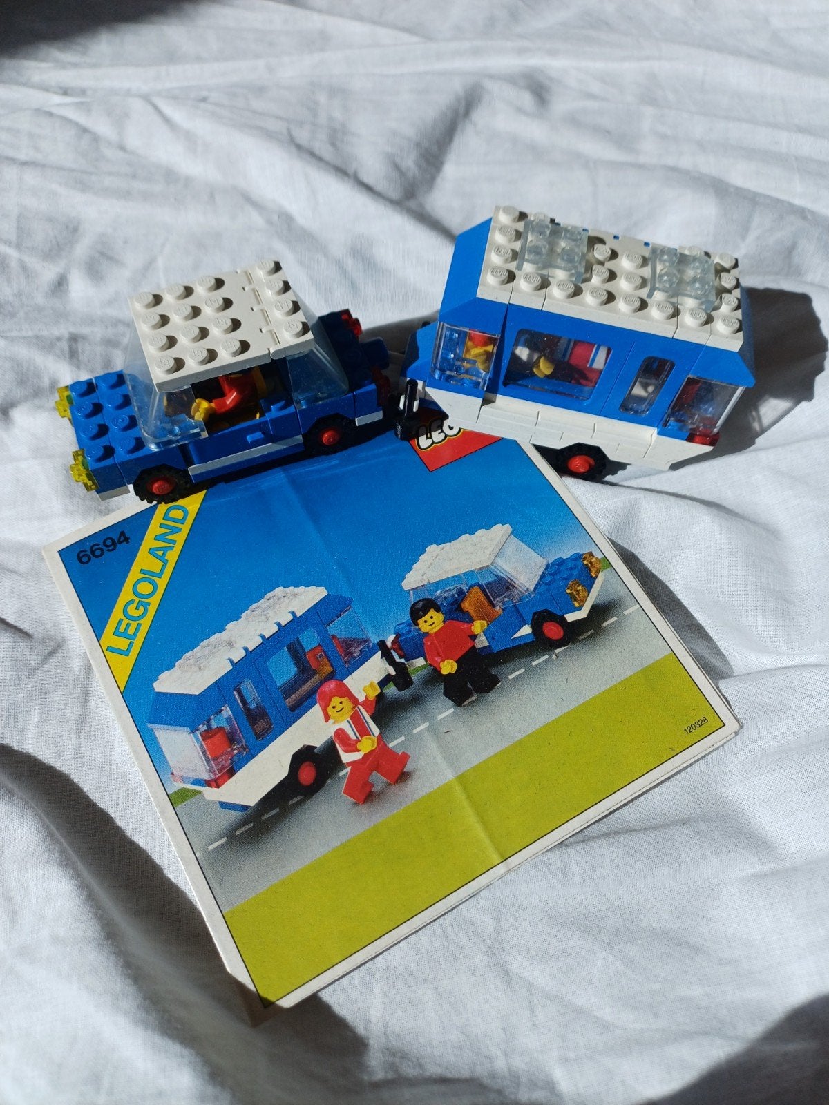 Lego Legoland 6694: Schattige Caravan met Auto (Vintage), Gebruikt, Lego, Compleet, Ophalen of Verzenden