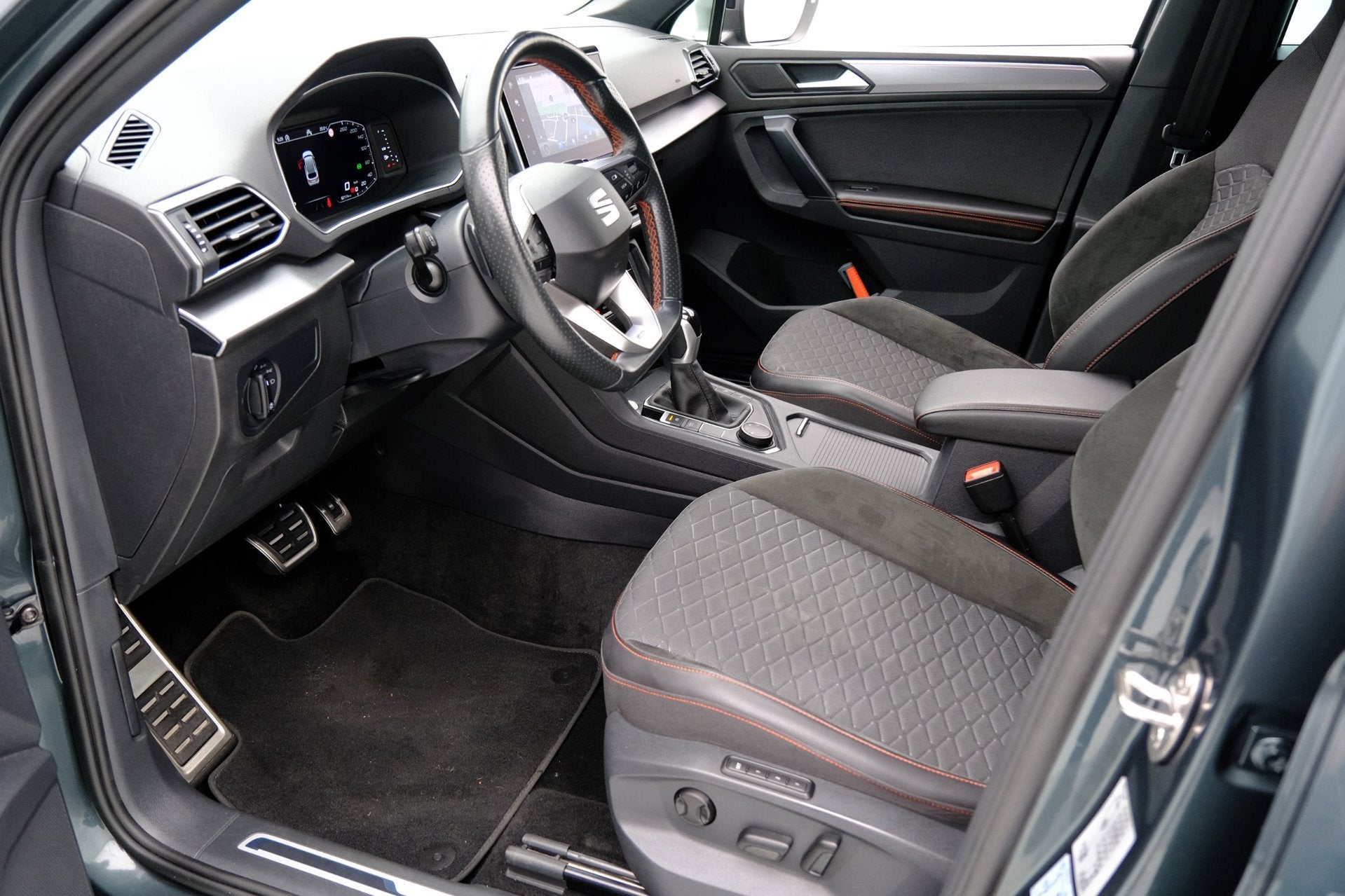 Seat Tarraco 1.5 TSI FR Business Aut. 1e eig.|20" LMV|Trekha, Auto's, Euro 6, 4 cilinders, 150 pk, Leder en Stof