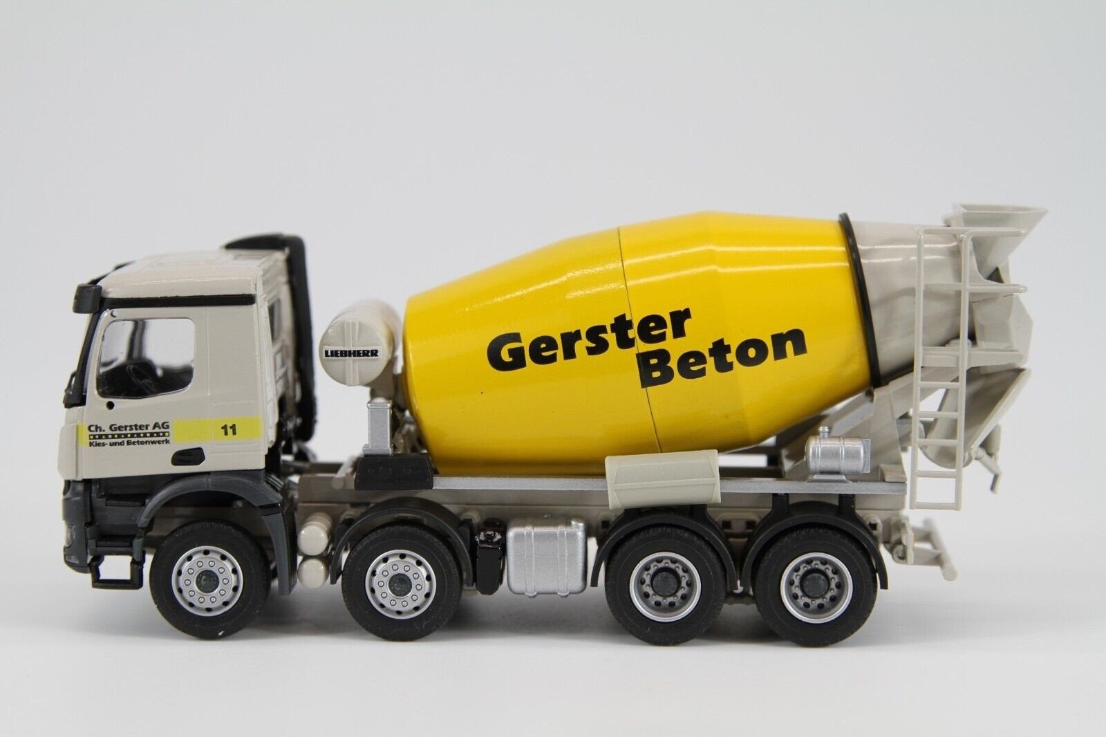 MERCEDES AROCS LIEBHERR HTM 905 Concrete Mixer 1:50, Ophalen of Verzenden, Nieuw, Hijskraan, Tractor of Landbouw