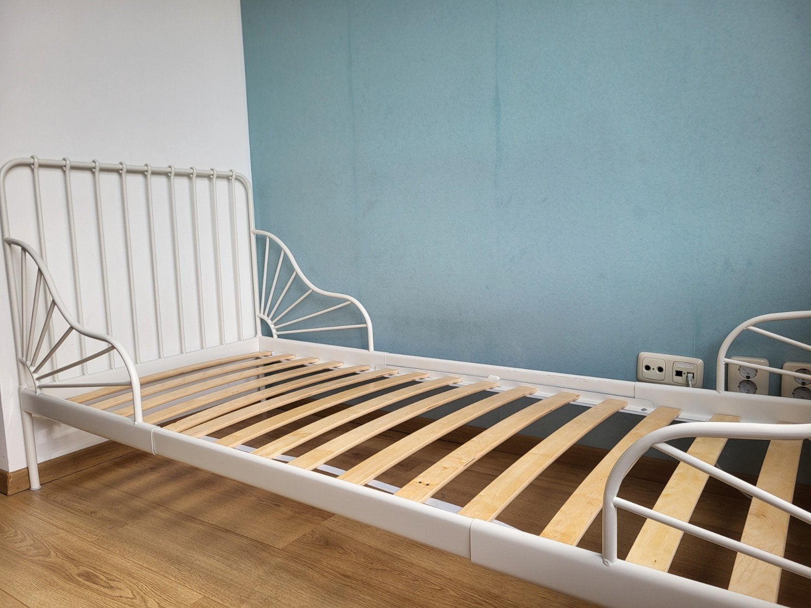 Ikea MINNEN meegroeibed in, goede staat!, Kinderen en Baby's, Ophalen, Gebruikt, 70 tot 85 cm, Lattenbodem