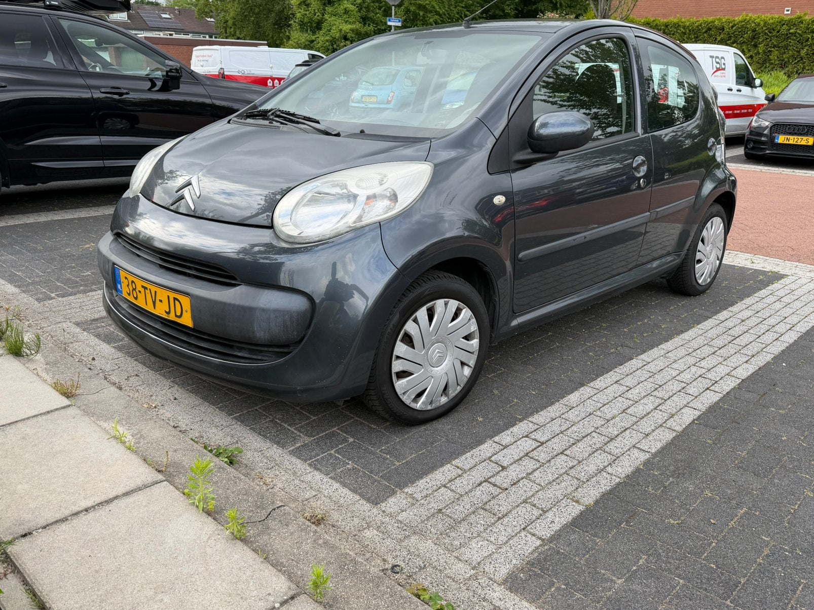 Citroën C1 1.0 5-DRS 2007 Grijs met carplay en airco, Auto's, Citroën, Voorwielaandrijving, 4 stoelen, C1, 68 pk