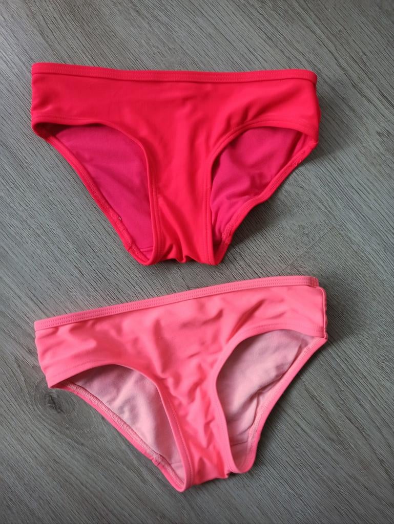 Bikinibroekjes rood/roze maat 98/104, Kinderen en Baby's, Kinderkleding | Kinder-zwemkleding, Gebruikt, Maat 98, Meisje, Bikinibroekje