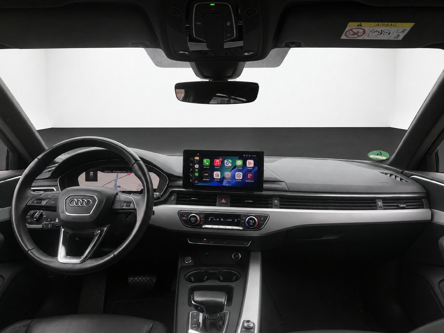 Audi A4 Avant 35 TFSI 150PK S-TRONIC S-LINE ADVANCED SPORT L, Gebruikt, Zwart, 4 cilinders, A4