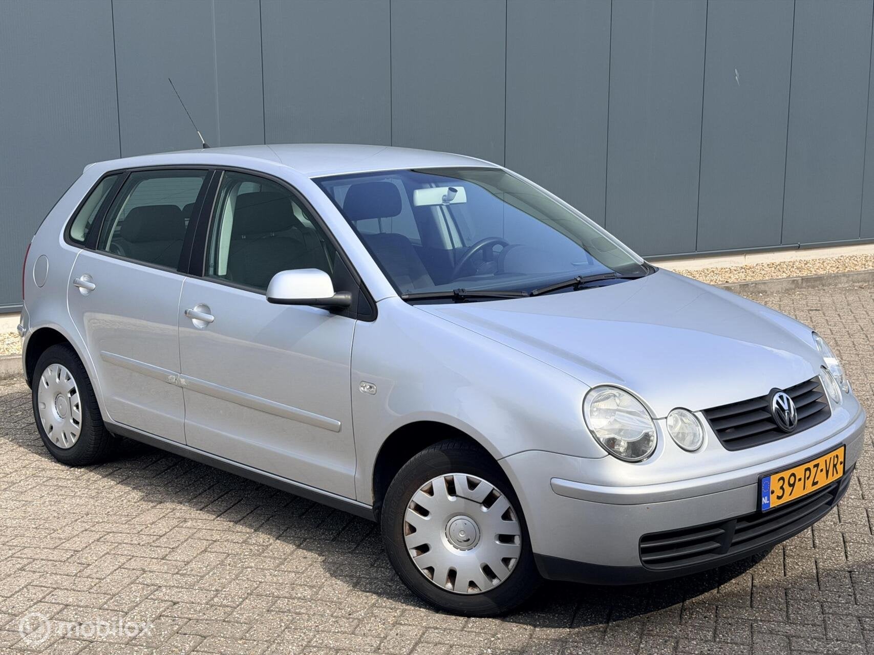 Volkswagen Polo 1.4-16V Athene NAP/APK/AIRCO/CRUISE, Auto's, Voorwielaandrijving, 4 cilinders, Origineel Nederlands, Bedrijf