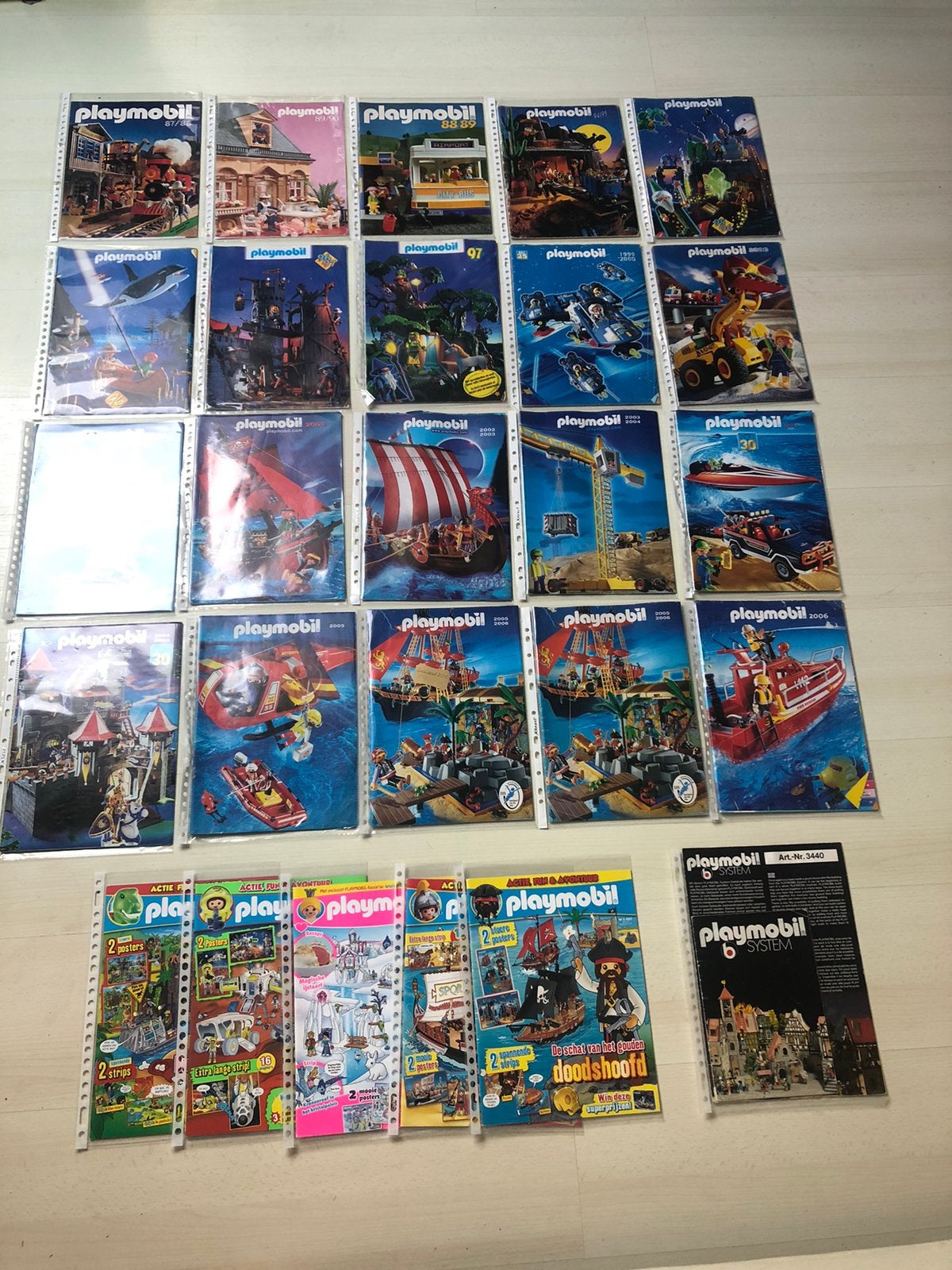 20 Playmobil catalogus plus bouwtekening W-Germany 1974, Ophalen, Zo goed als nieuw, A1 t/m A3, Film en Tv