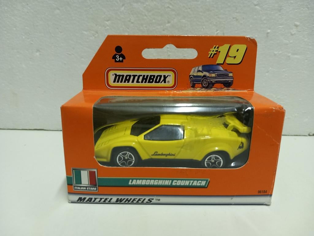 Matchbox #26 Lamborghini Countach yellow orange box 3INCH, Ophalen of Verzenden, Zo goed als nieuw, Auto