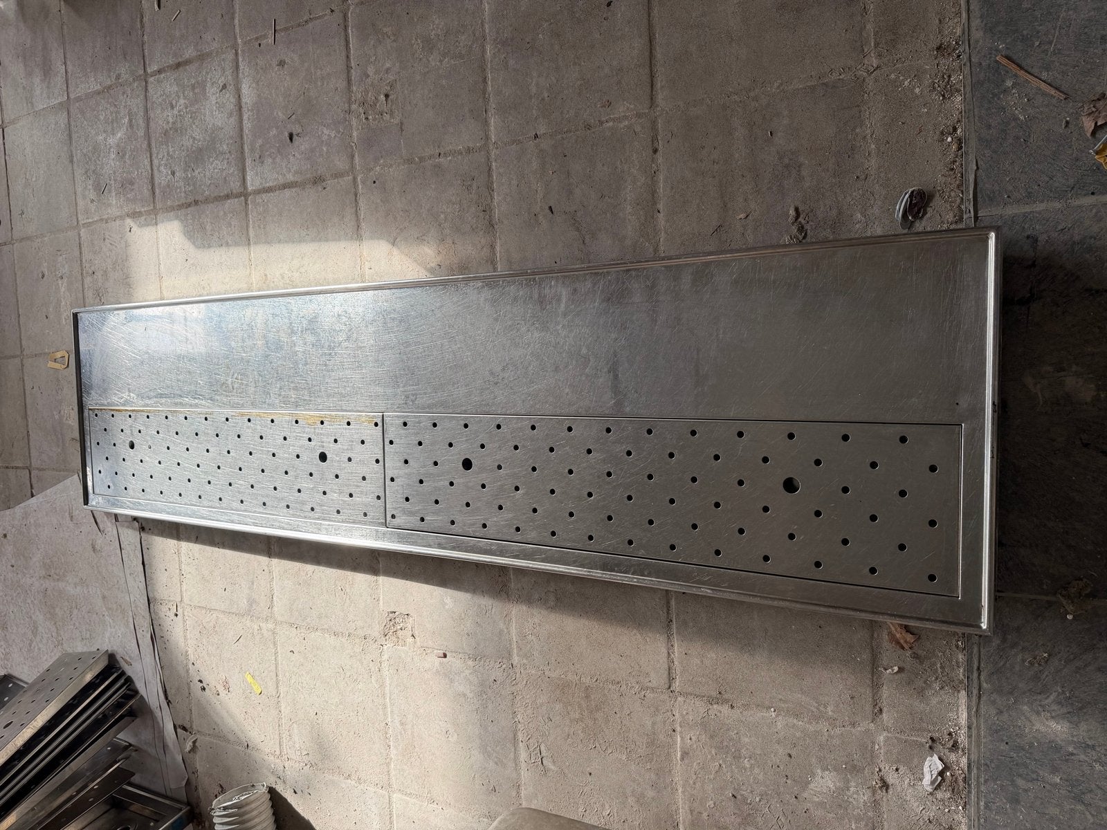 RVS Lekblad/ tapblad 200x50cm - Helle Metaal, Ophalen of Verzenden, Gebruikt, Reclamebord, Plaat of Schild