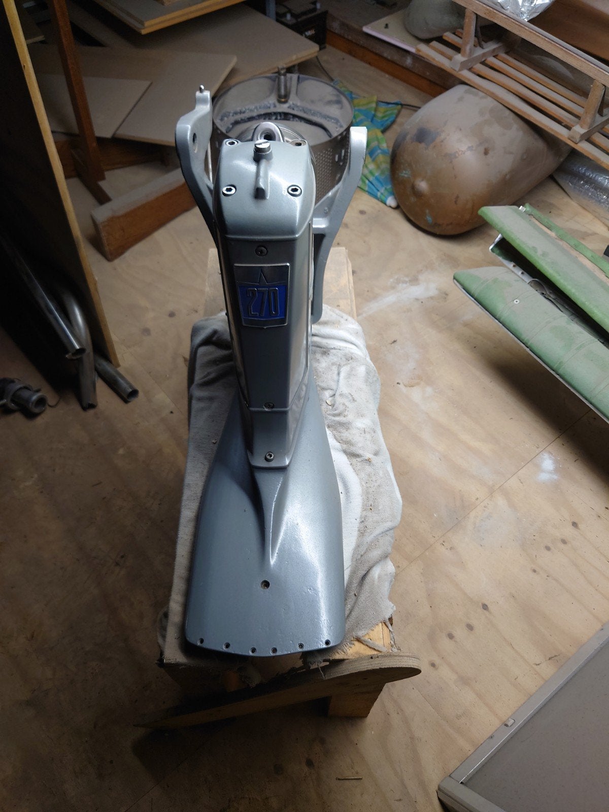 Volvo Penta 280 staartstuk gereviseerd met nieuwe schroef, Ophalen, Motor en Techniek