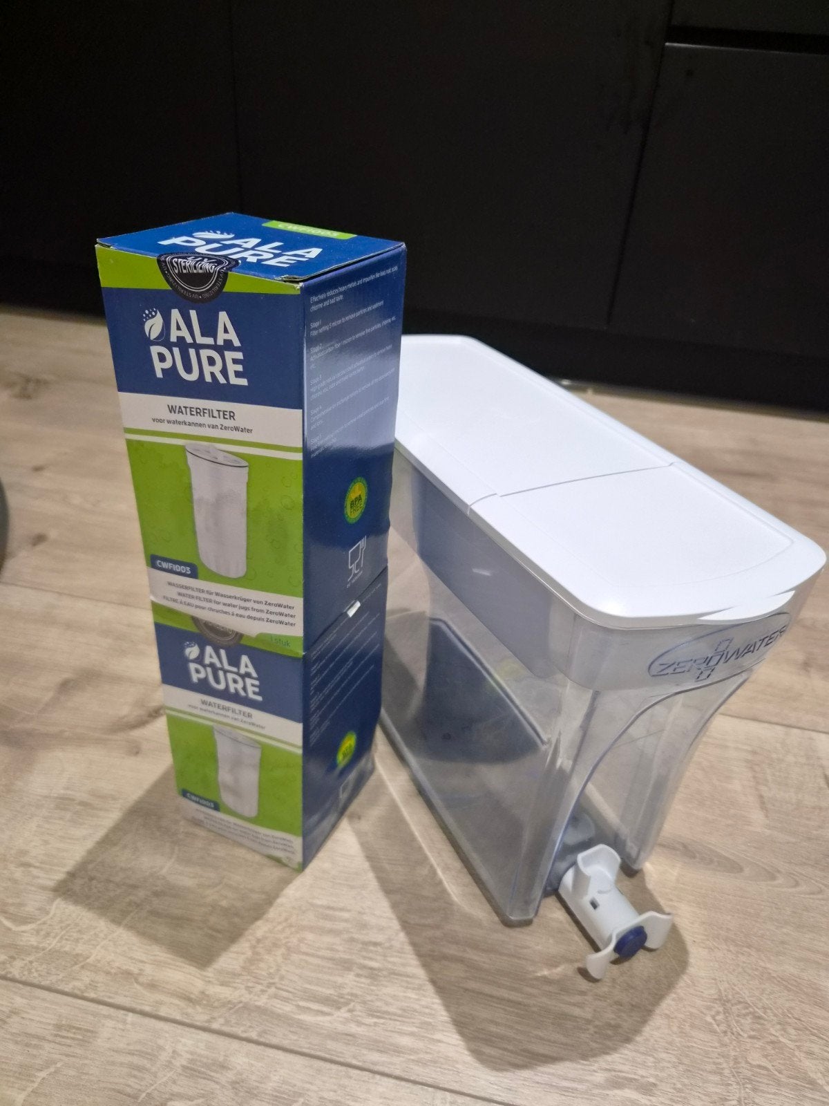 ZeroWater Dispenser 5.4L met 2 Alapure filters en TDS meter, Overige typen, Kunststof, Ophalen of Verzenden, Zo goed als nieuw