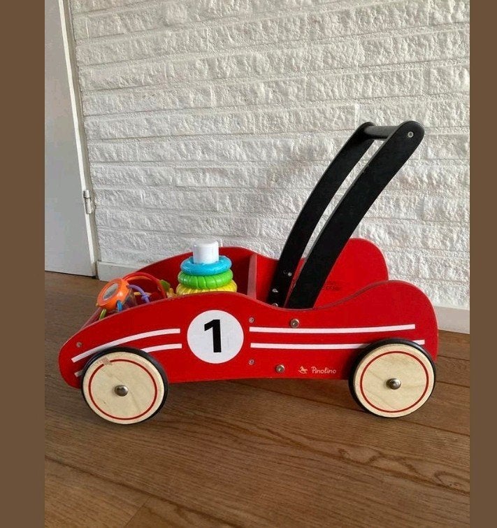 Leuke rode loopauto + 2 stuks baby speelgoed, Ophalen