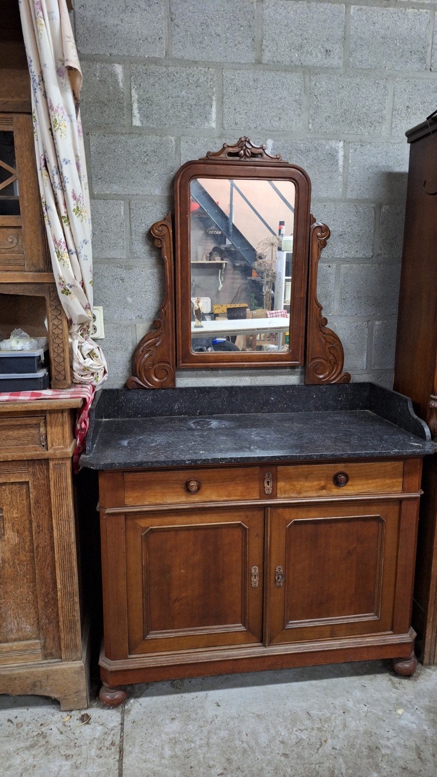 Antieke commode met spiegel., Ophalen, Gebruikt, Minder dan 100 cm