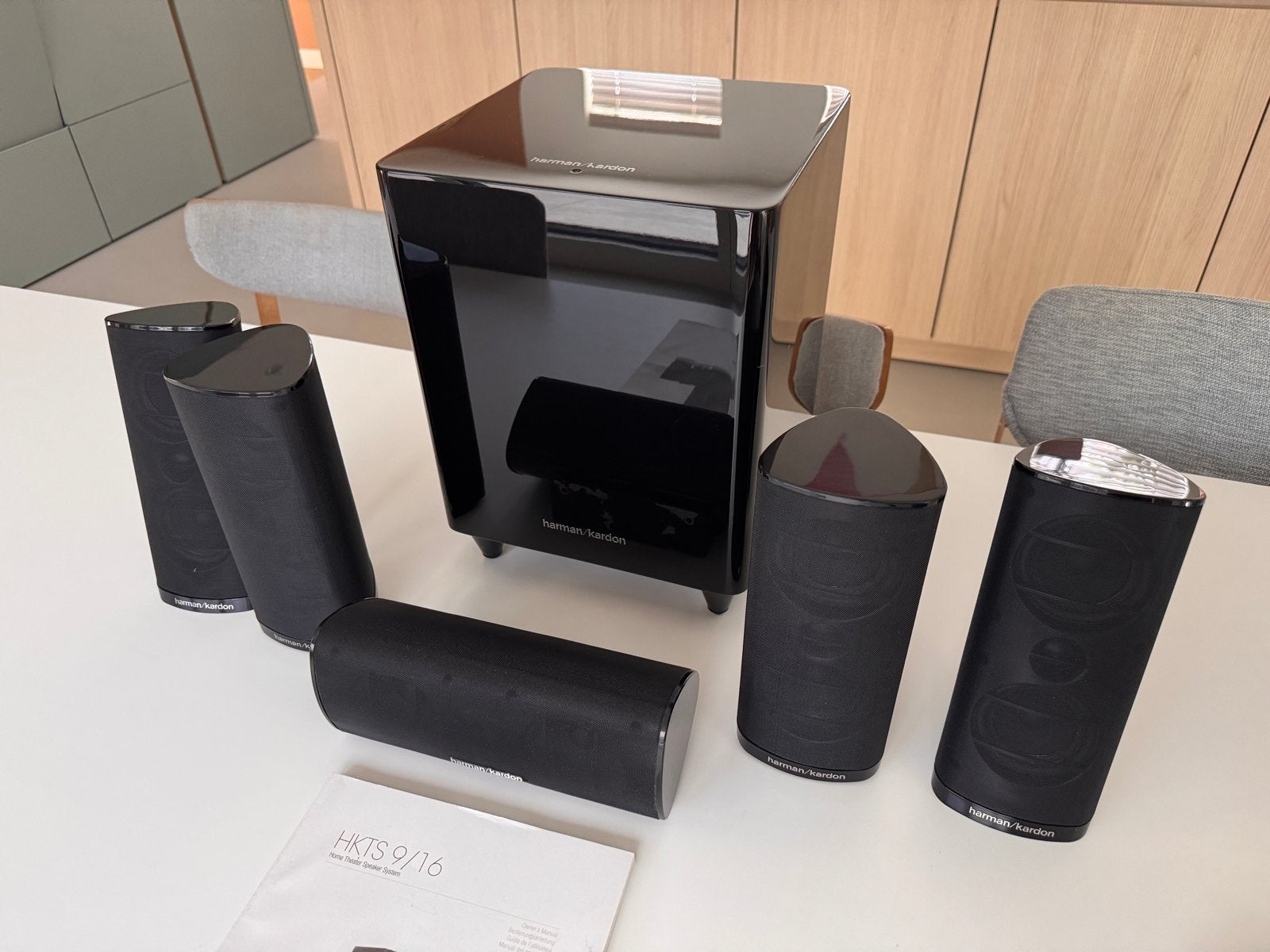 Harman Kardon HKTS 16 5.1 Home Theater Speaker Set + Sub, 70 watt of meer, Zo goed als nieuw, 5.1-systeem, Ophalen