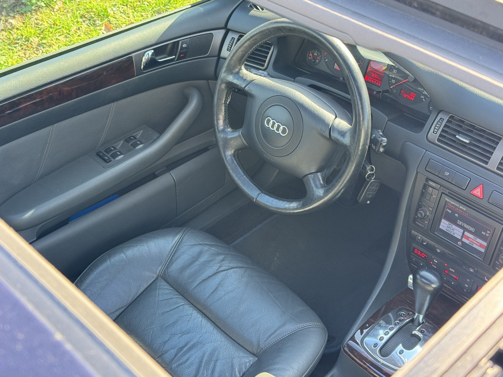 Audi A6 Avant 4.2 V8 UNIEK!, 7.000 KM/JR ! (bj 2000), Auto's, Automaat, 4172 cc, Vierwielaandrijving, Audi