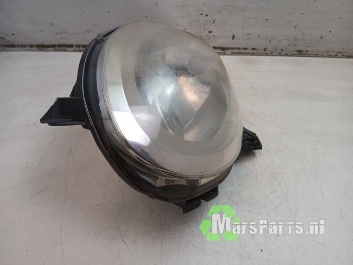 Koplamp links van een Citroen C1