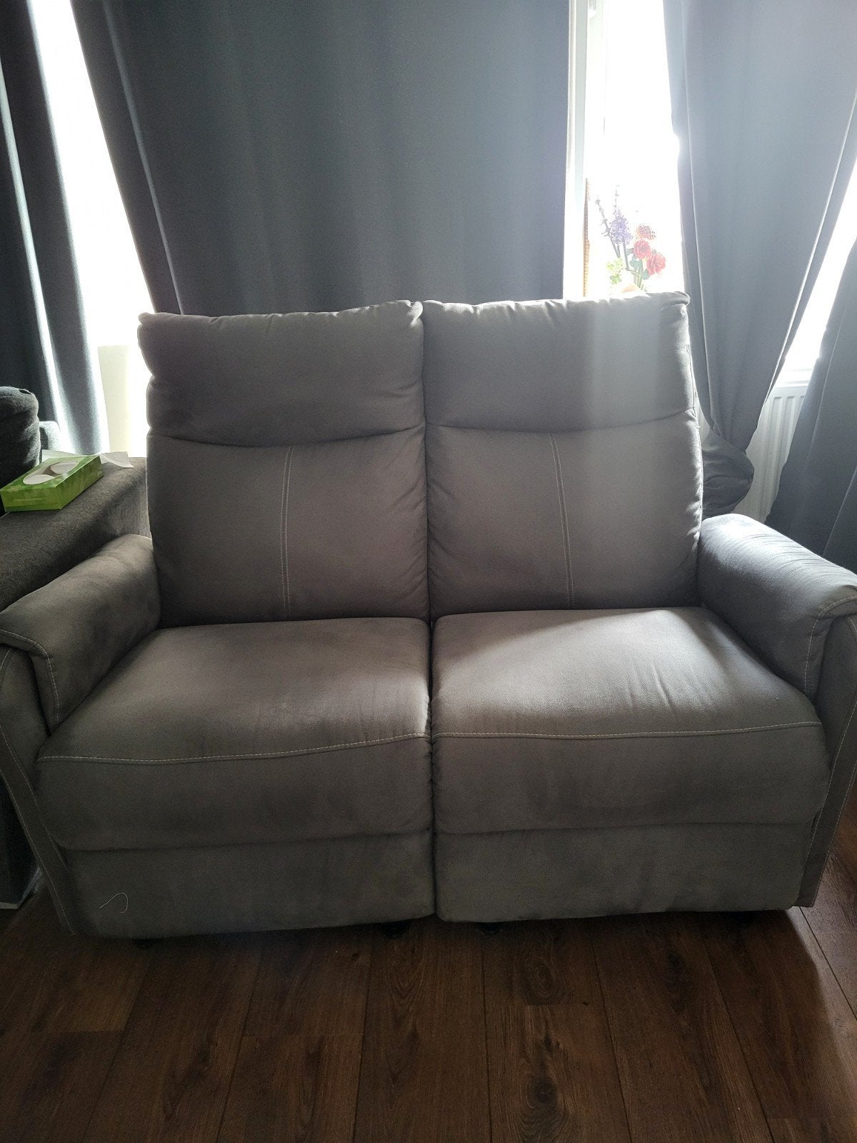 Jysk 2 personen Elektrische Recliner, Ophalen, Zo goed als nieuw, 75 tot 100 cm, Tweepersoons