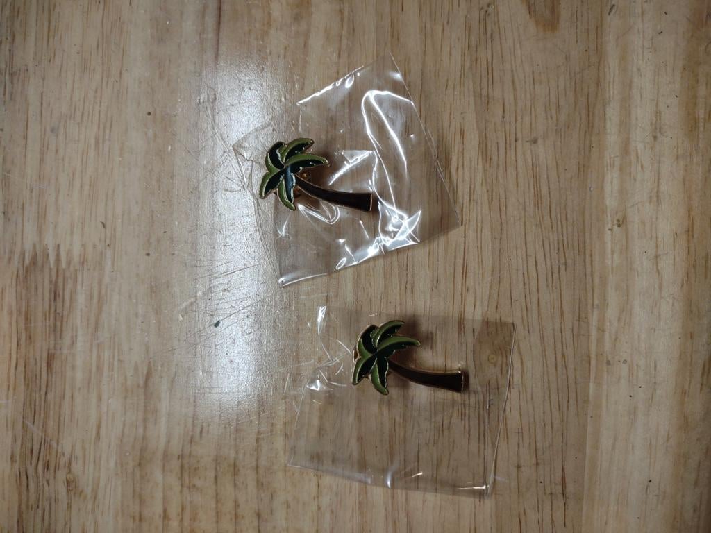 Pin/broche palmboom, Ophalen of Verzenden, Nieuw, Overige materialen