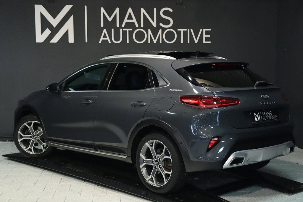 Kia XCeed 1.4 T-GDi Launch Edition / PANODAK / JBL / KEYLESS, Auto's, Kia, XCeed, Zwart, 4 cilinders, Alcantara