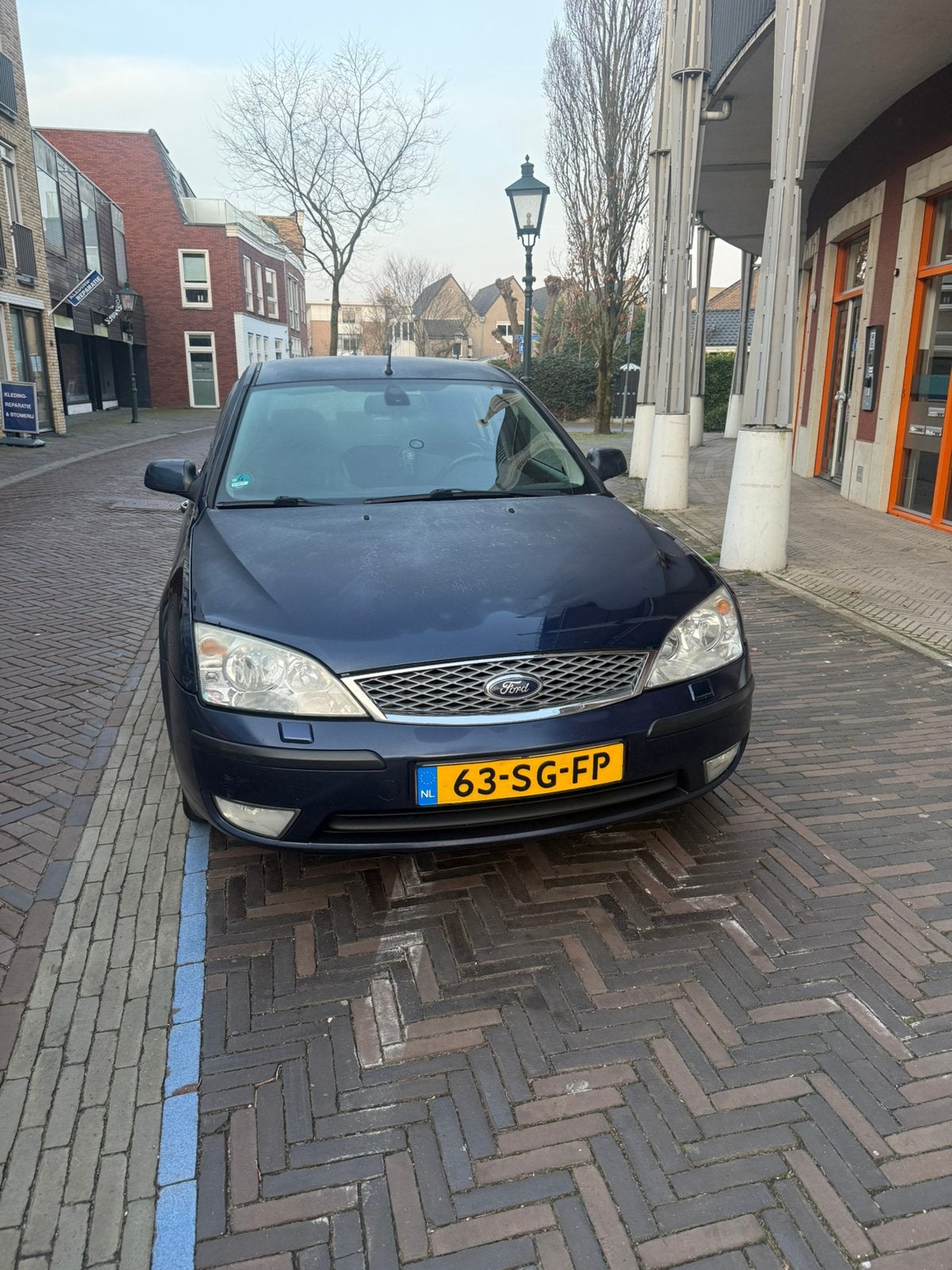 Ford Mondeo 2.0 16V 107KW HB AUT 2006 Blauw, Auto's, Ford, 145 pk, 1800 kg, 4 cilinders, Mondeo