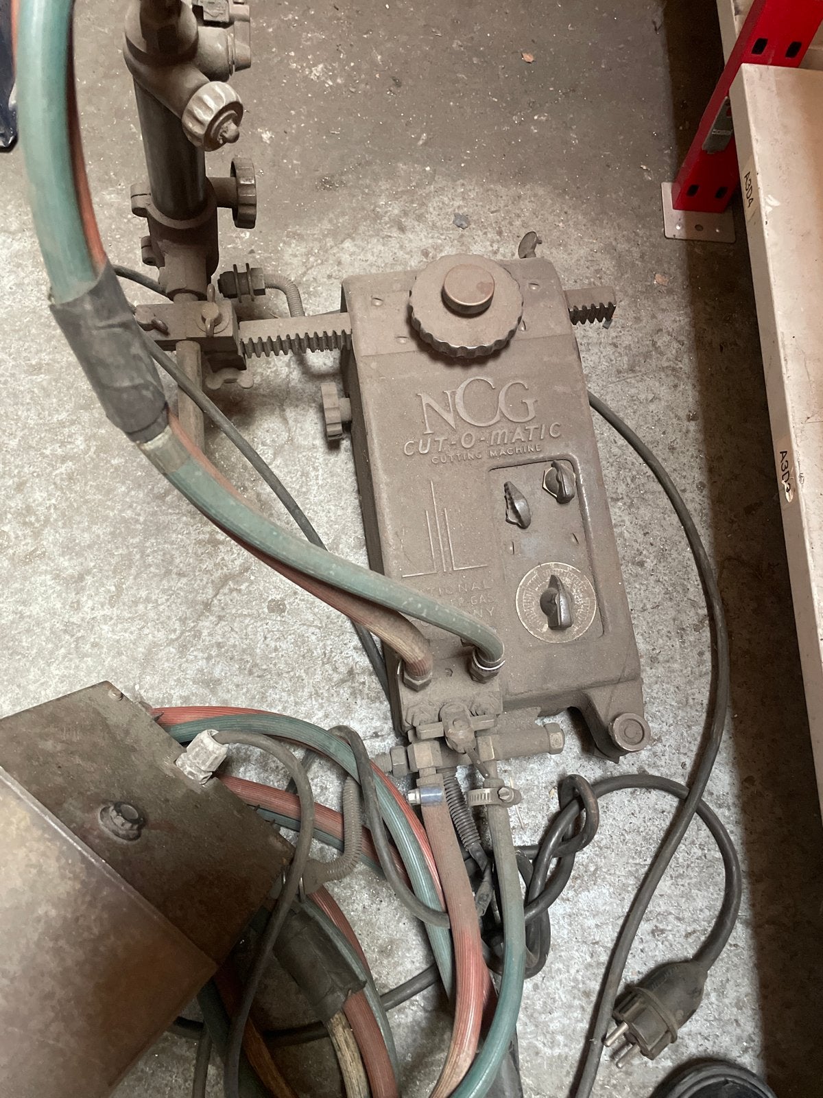 NCG Cut-O-Matic snijmachine - Vintage metaalbewerking, Ophalen, Gebruikt