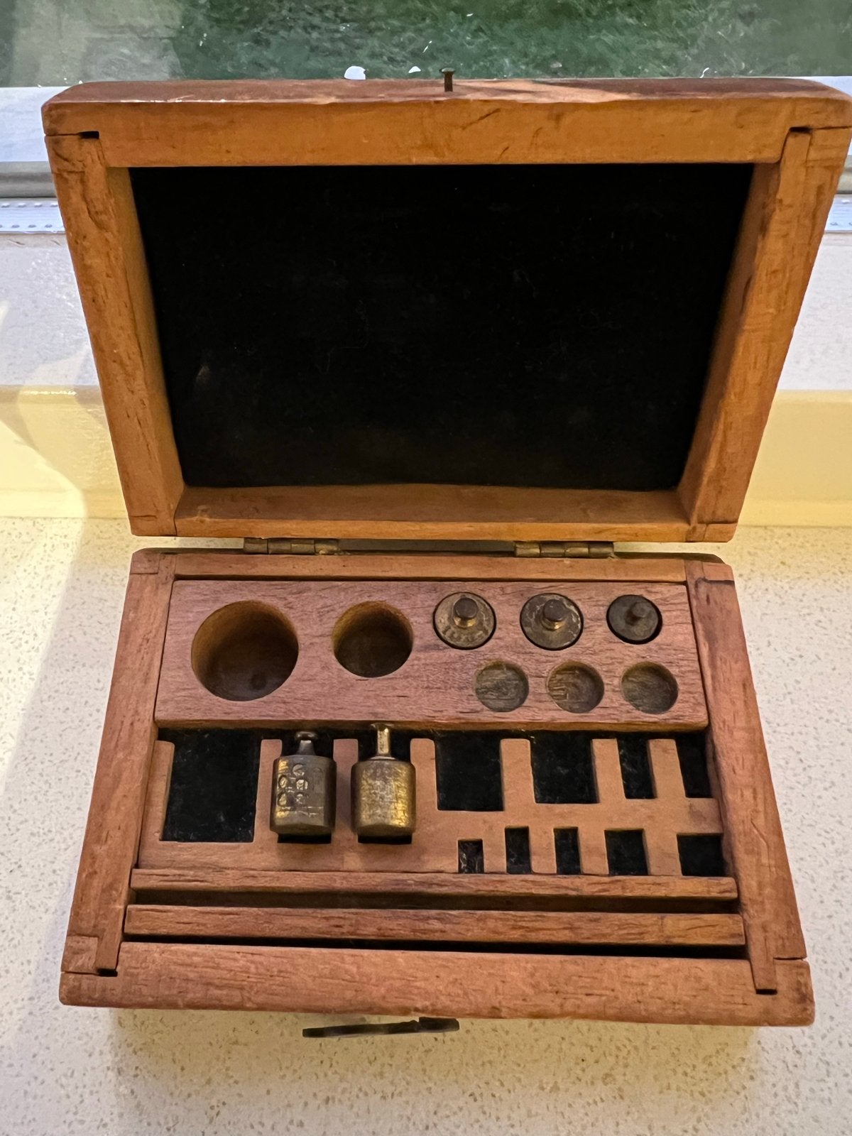 Antieke Apothekersweegschaal met Gewichten in Houten Kistje, Antiek en Kunst, Ophalen of Verzenden