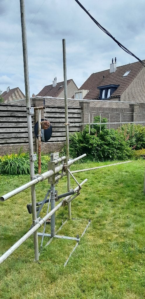 H-frame voor 4 yagi's, Telecommunicatie, Ophalen, Zo goed als nieuw