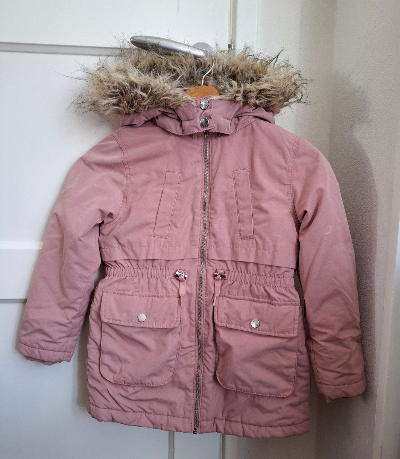 Meisjes jas maat 128, Kinderen en Baby's, Kinderkleding | Maat 128, Ophalen, Meisje, H&M, Zo goed als nieuw
