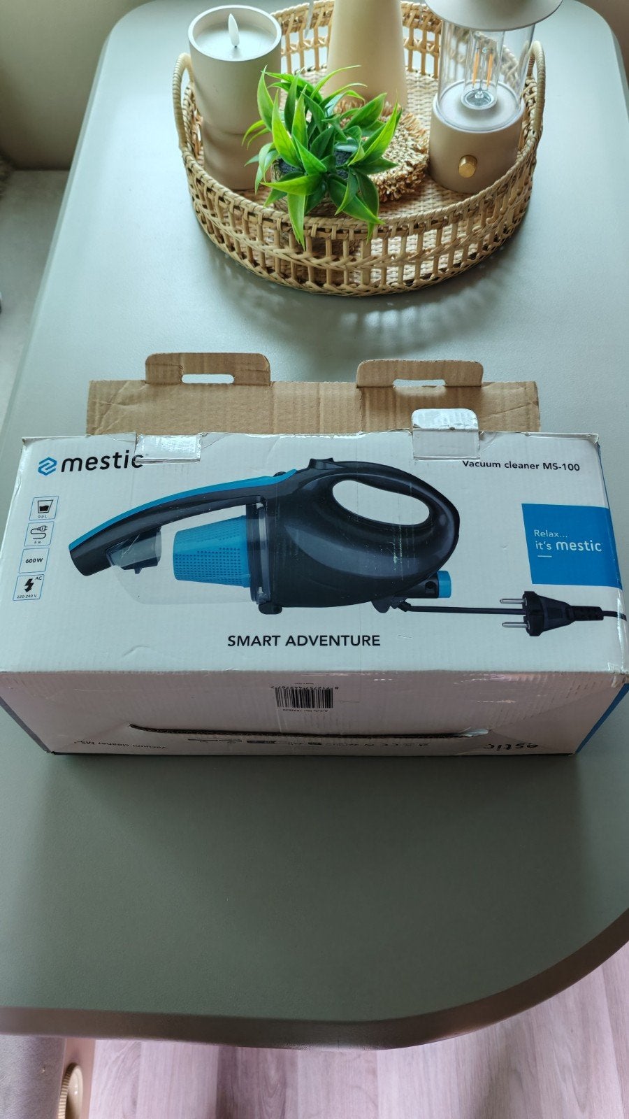 Mestic stofzuiger voor auto caravan of camper, Ophalen of Verzenden