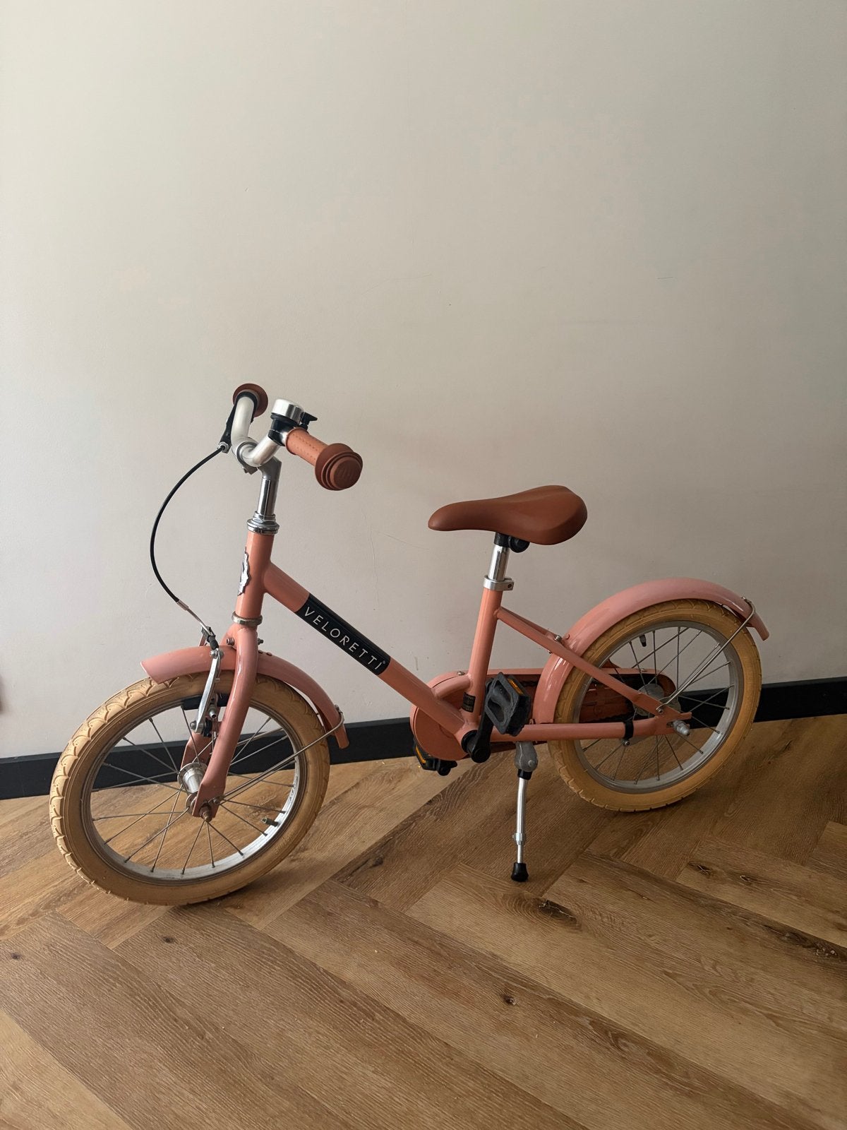 Veloretti kinderfiets met zijwieltjes, Ophalen, Zijwieltjes, Velgrem, Minder dan 16 inch
