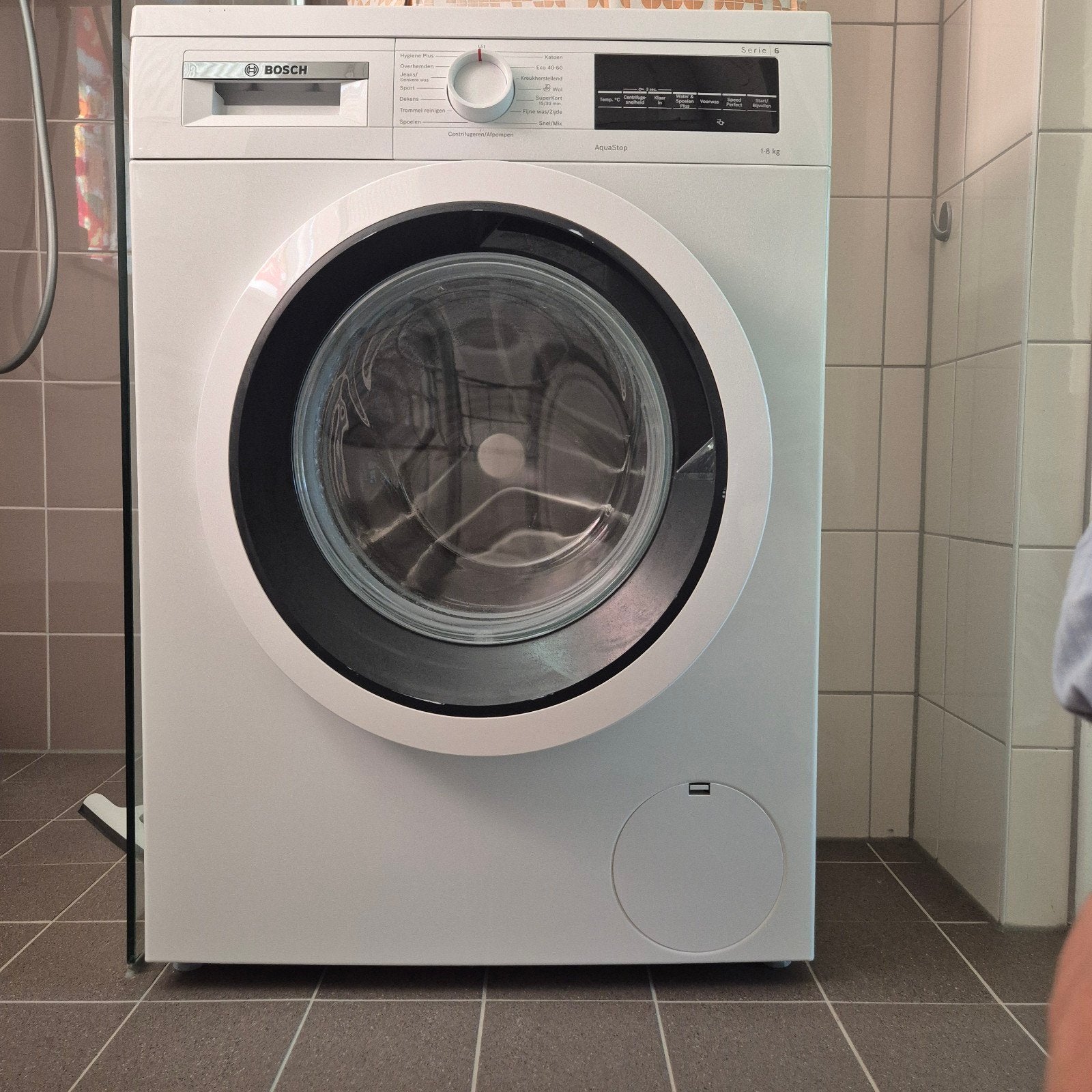 Wasmachine Bosch serie 6 wuu28t40nl, 6 tot 8 kg, Ophalen, 1200 tot 1600 toeren, 85 tot 90 cm