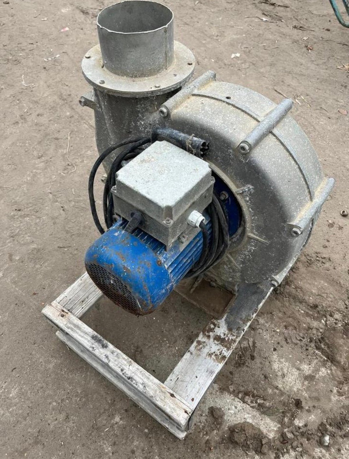 Afzuiger, Doe-het-zelf en Verbouw, Ventilatie en Afzuiging, Ophalen, Zo goed als nieuw, Afzuiger