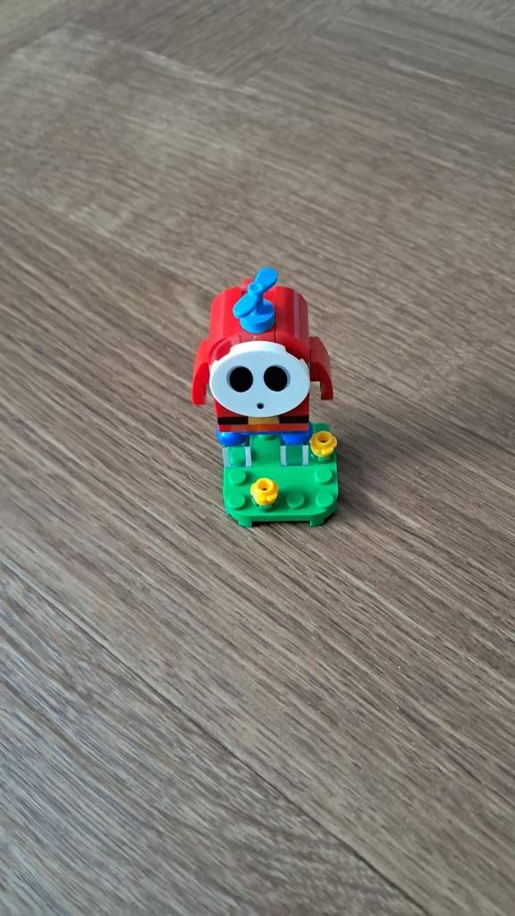 LEGO Mario "Shy Guy, Scuttlebug, Thwimp" 2x71386 + 1x71394, Overige thema's, Lego, Ophalen of Verzenden, Zo goed als nieuw