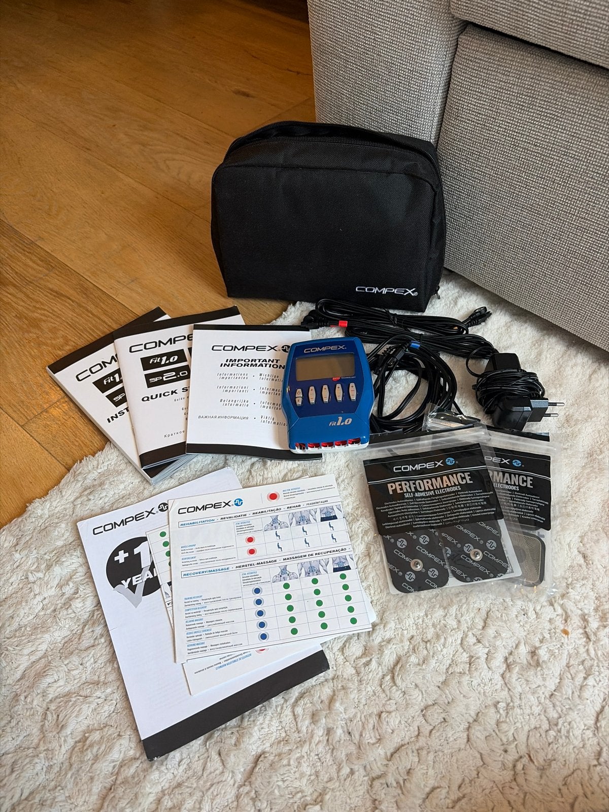 Compex Fit 1.0 Spiertrainer - Compleet met accessoires, Ophalen of Verzenden, Zo goed als nieuw, Armen, Overige typen