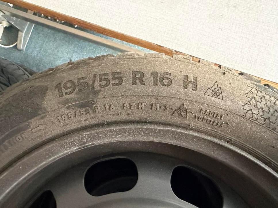 Continental WinterContact 195/55 R16 op stalen velg, Auto-onderdelen, Banden en Velgen, Gebruikt, 16 inch, Banden en Velgen, Personenwagen