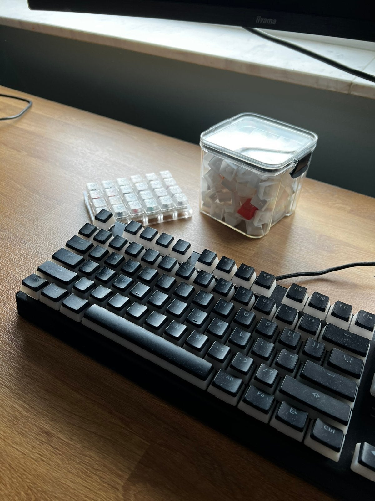 SPC Gear GK630K Tournament Kailh Red RGB Pudding Edition, Ophalen, Zo goed als nieuw, Hot-swappable, Qwerty