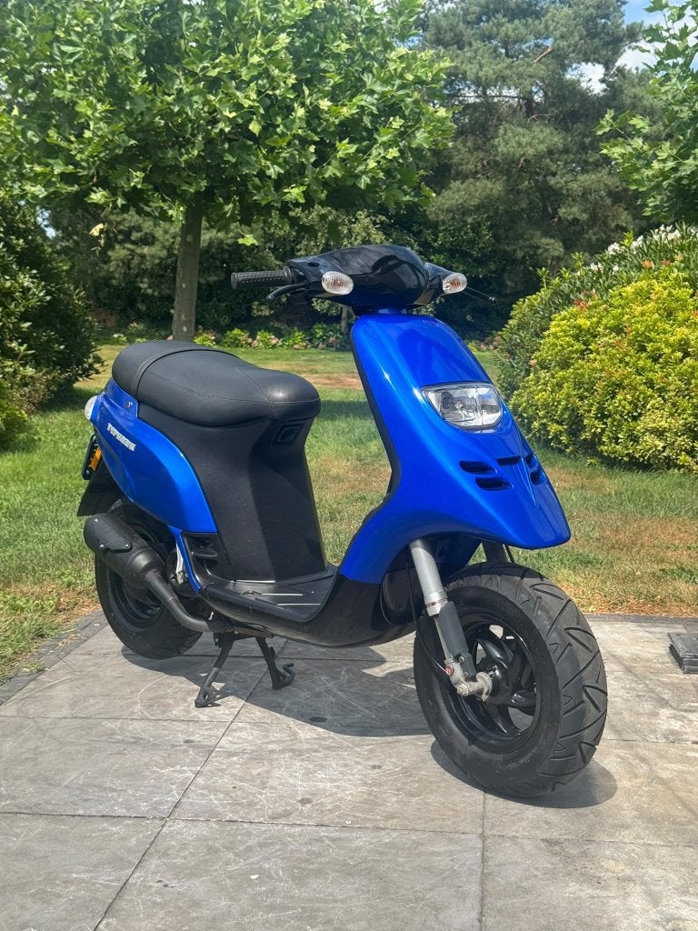 ⭐️Piaggio typhoon blauw 50cc 2 takt brom nette staat⭐️