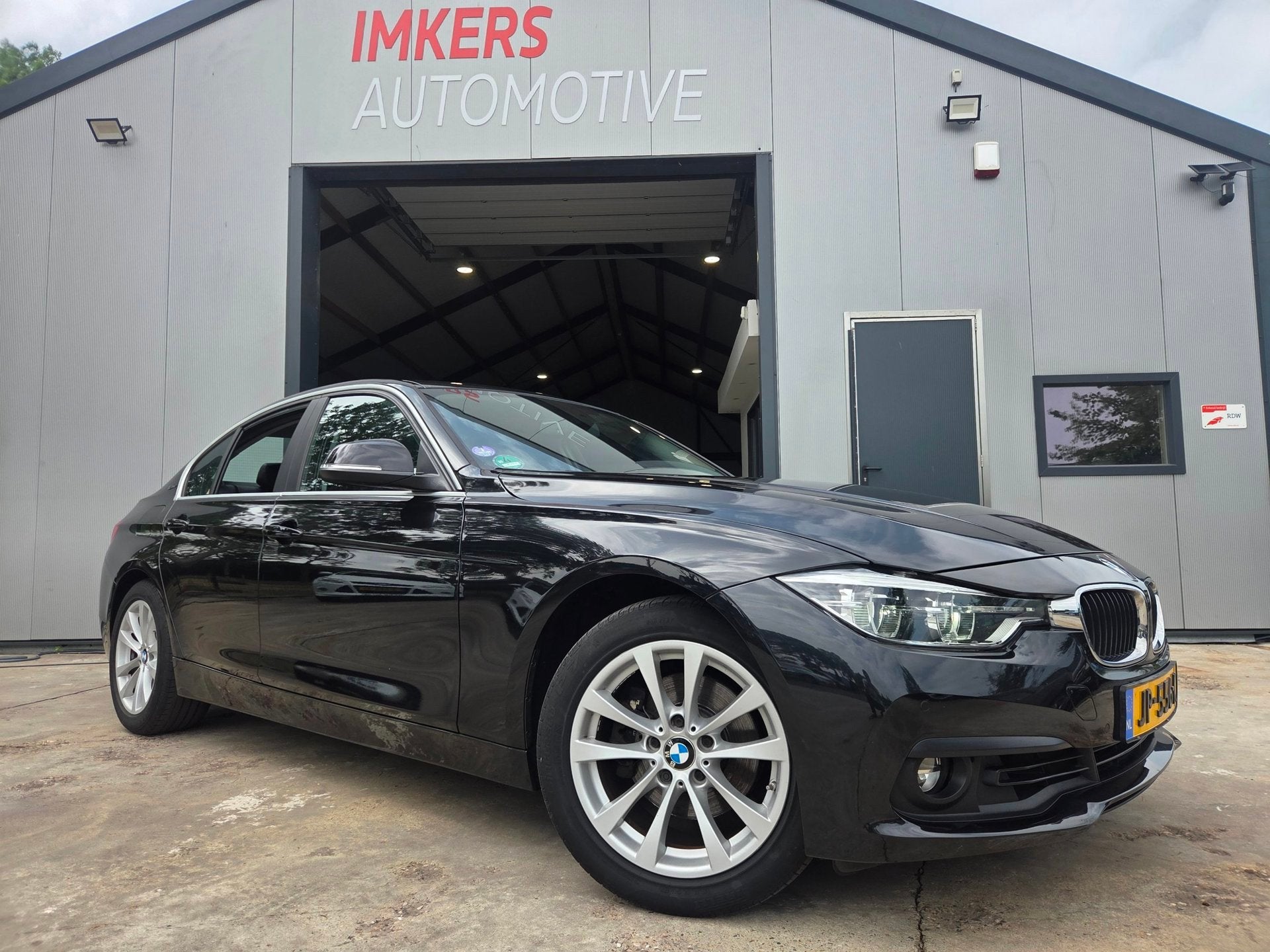 BMW 3-serie 330e Centennial High Executive, Auto's, Automaat, 1998 cc, Achterwielaandrijving, Gebruikt
