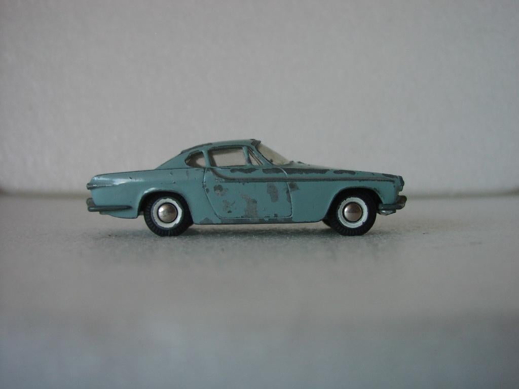 Tekno Volvo P1800 Sport nr. 825 in bespeelde originele staat, Hobby en Vrije tijd, Modelauto's | 1:43, Verzenden, Gebruikt, Auto
