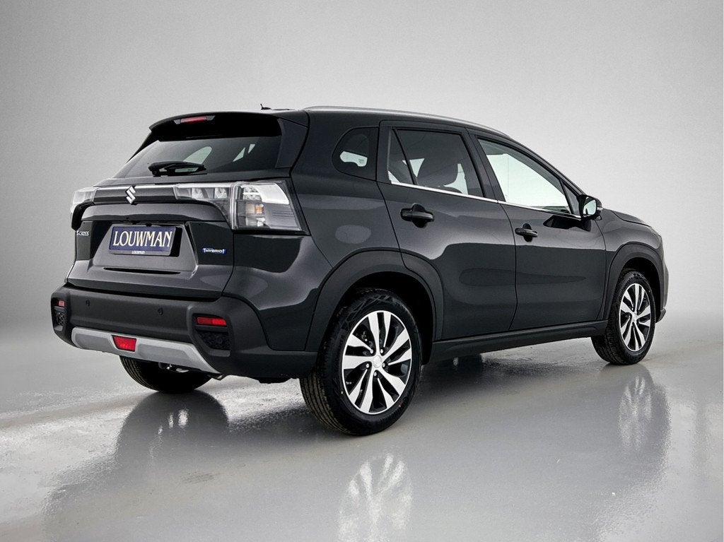 Suzuki S-Cross 1.5 Hybrid Style | Automaat | (bj 2026), Auto's, Suzuki, 12 maanden, Zwart, 4 cilinders, 400 kg