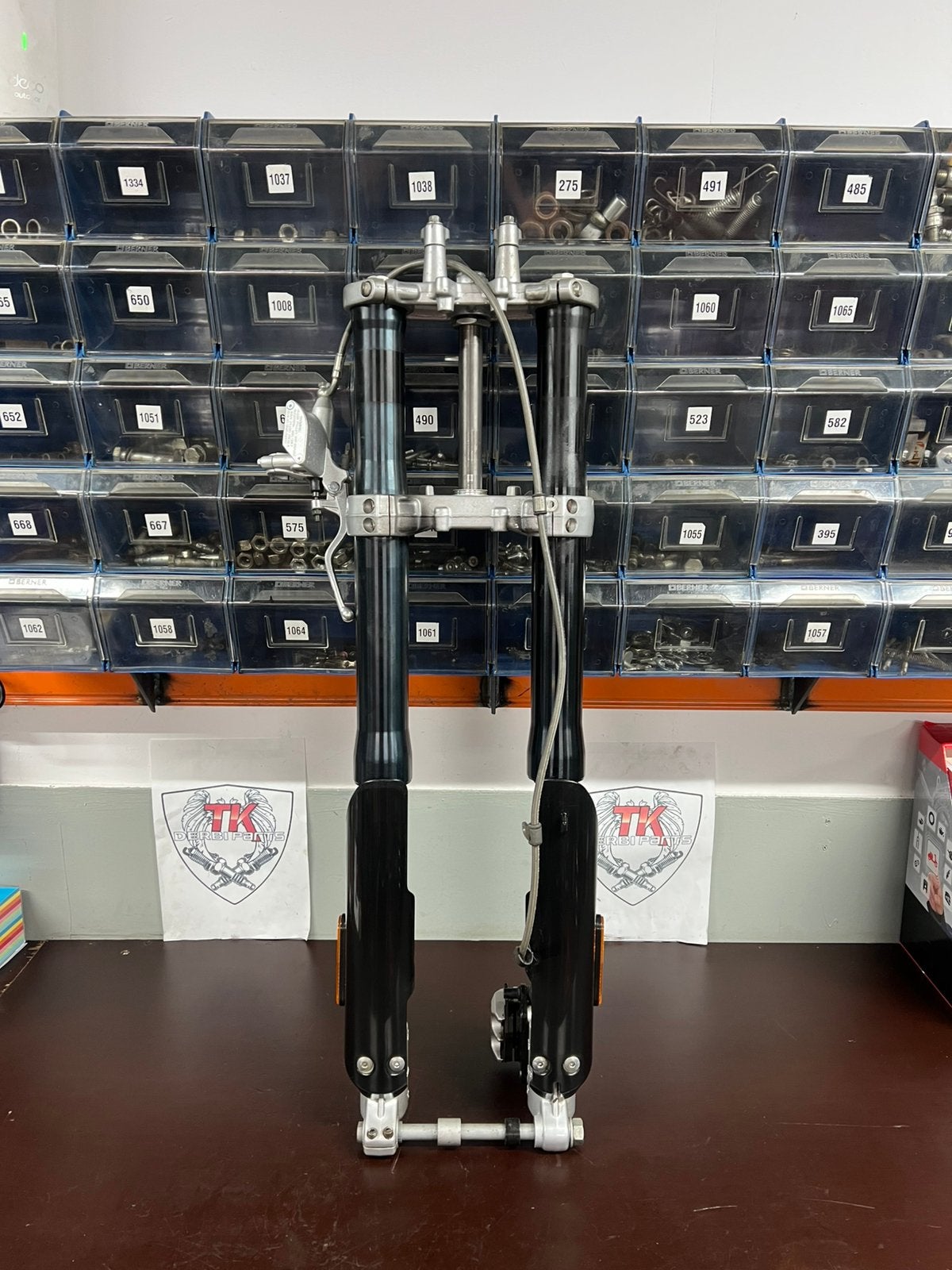 Derbi/aprilia USD voorvork plug and play, Fietsen en Brommers, Brommeronderdelen | Algemeen, Ophalen, Frame, Plug and play, Derbi/aprilia
